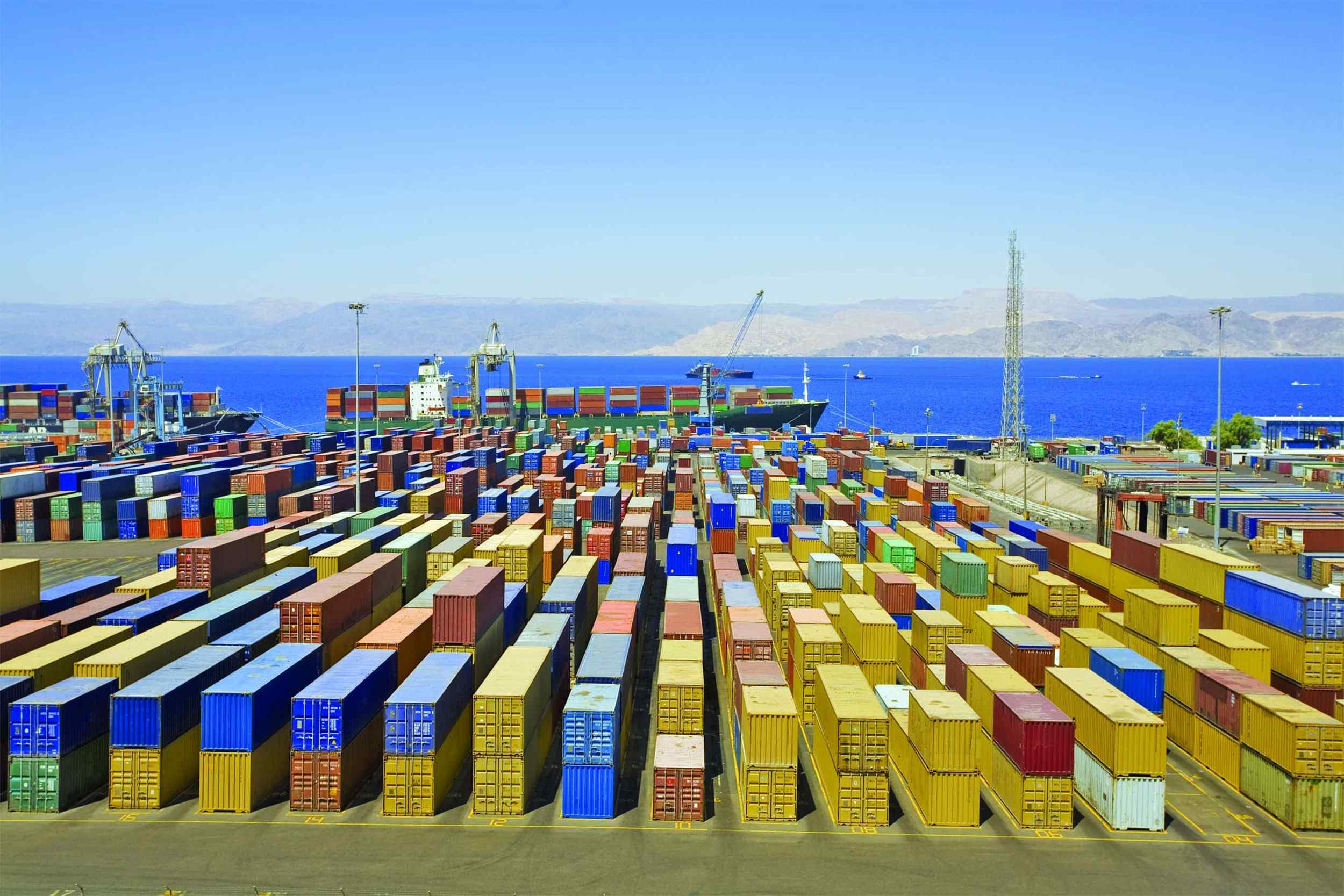 https://essenciaexpress.com/wp-content/uploads/2015/09/Harbor-warehouse.jpg